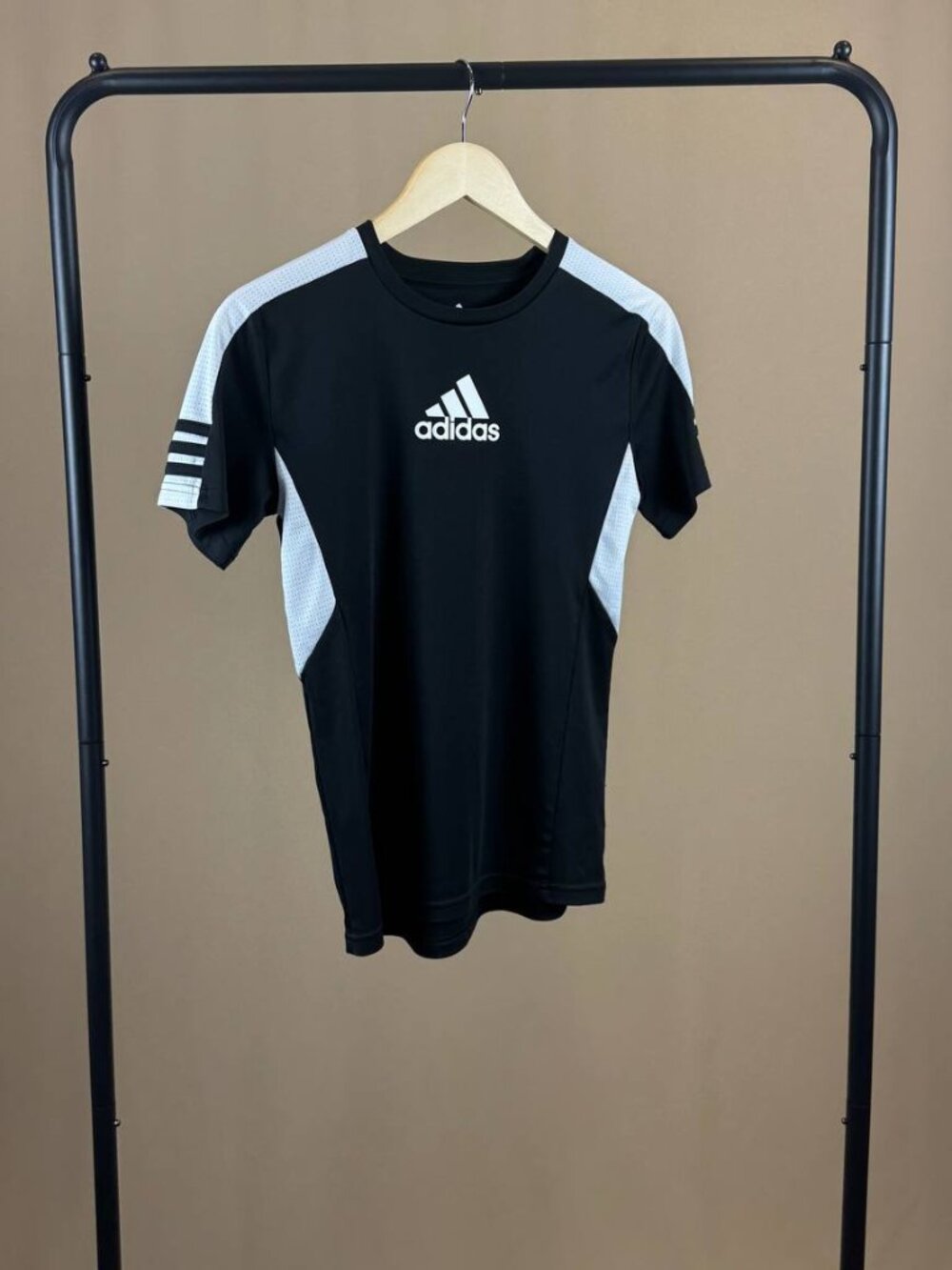 adidas Black Gray Colorblock Performance T-Shirt Men’s Size Medium